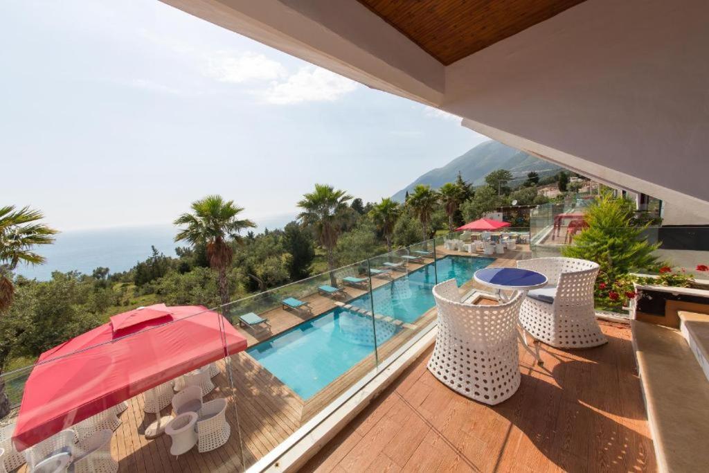 Aparthotel Hildon Dhermi